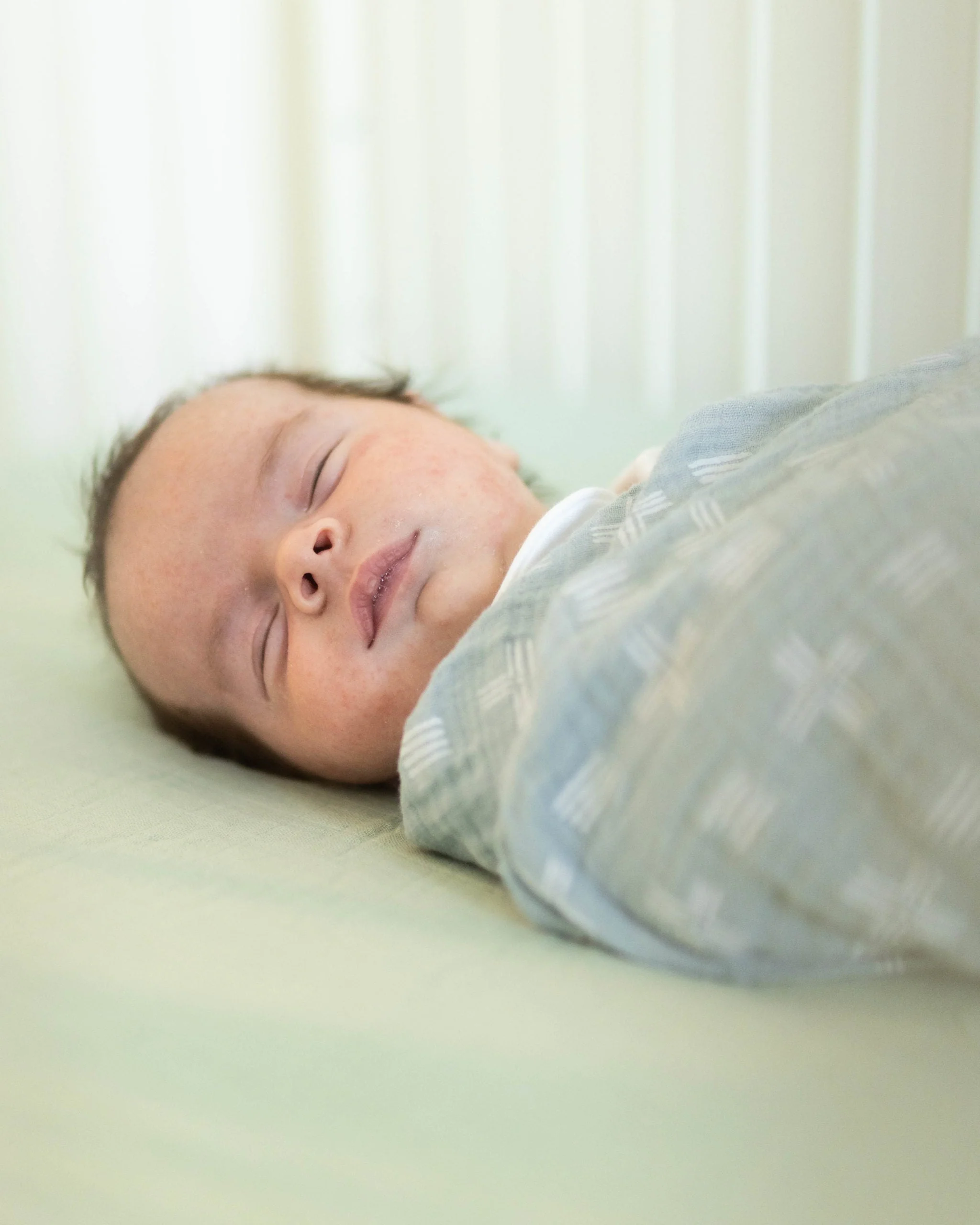 Crane Baby Muslin Fitted Crib Sheet - Image 4