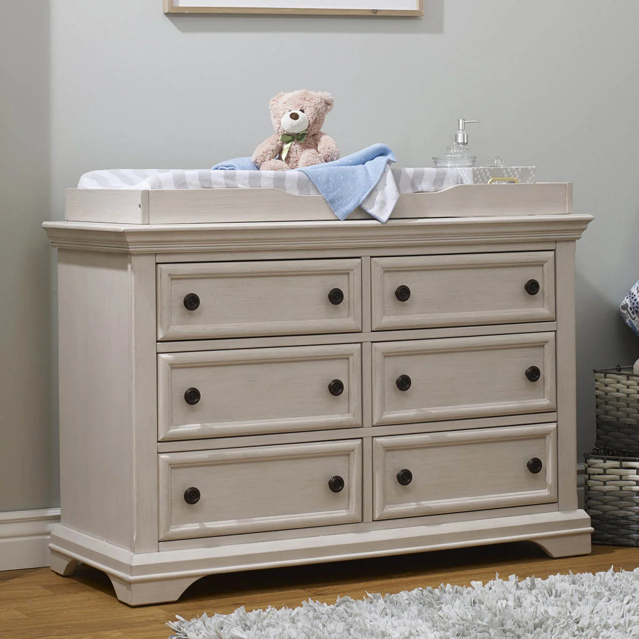 Fawn Baby Glacier Double Dresser in Brushed Ivory - Image 3