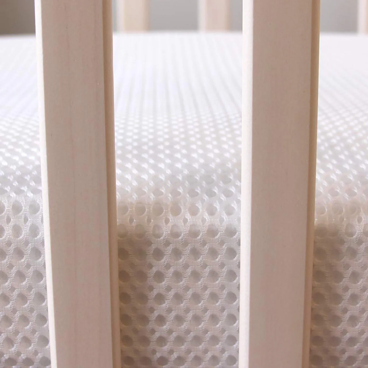Lullaby Earth Breathe-Safe Mini Crib Mattress - White - Image 5