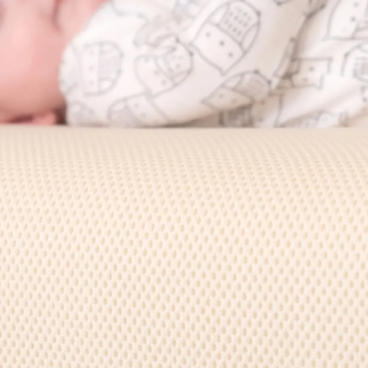 Naturepedic 2 in 1 Organic Breathable 252 2-Stage Crib Mattress - Image 6