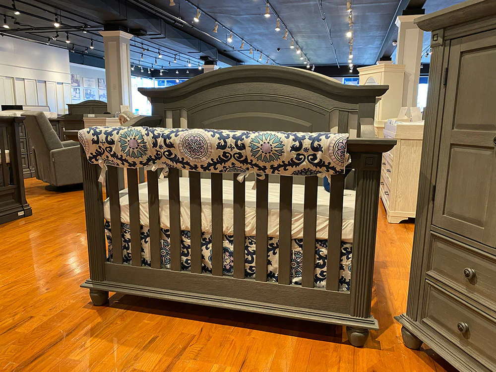 Oxford Baby London Lane 4 in 1 Convertible Crib - Image 11
