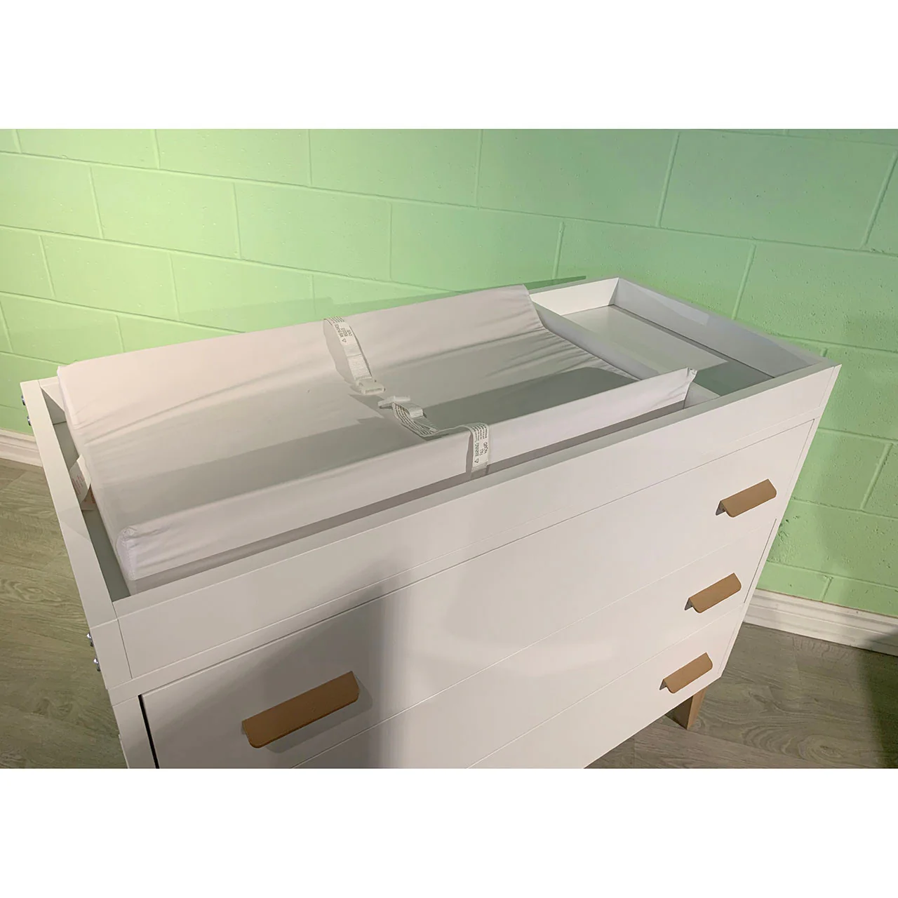 Pali Solid Beech Wood Changing Tray in White - Image 5