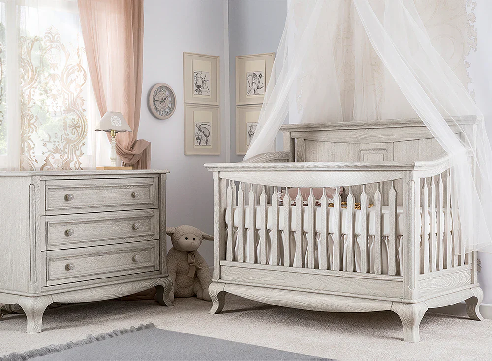 Romina Antonio Convertible Crib / Solid Panel - Image 11