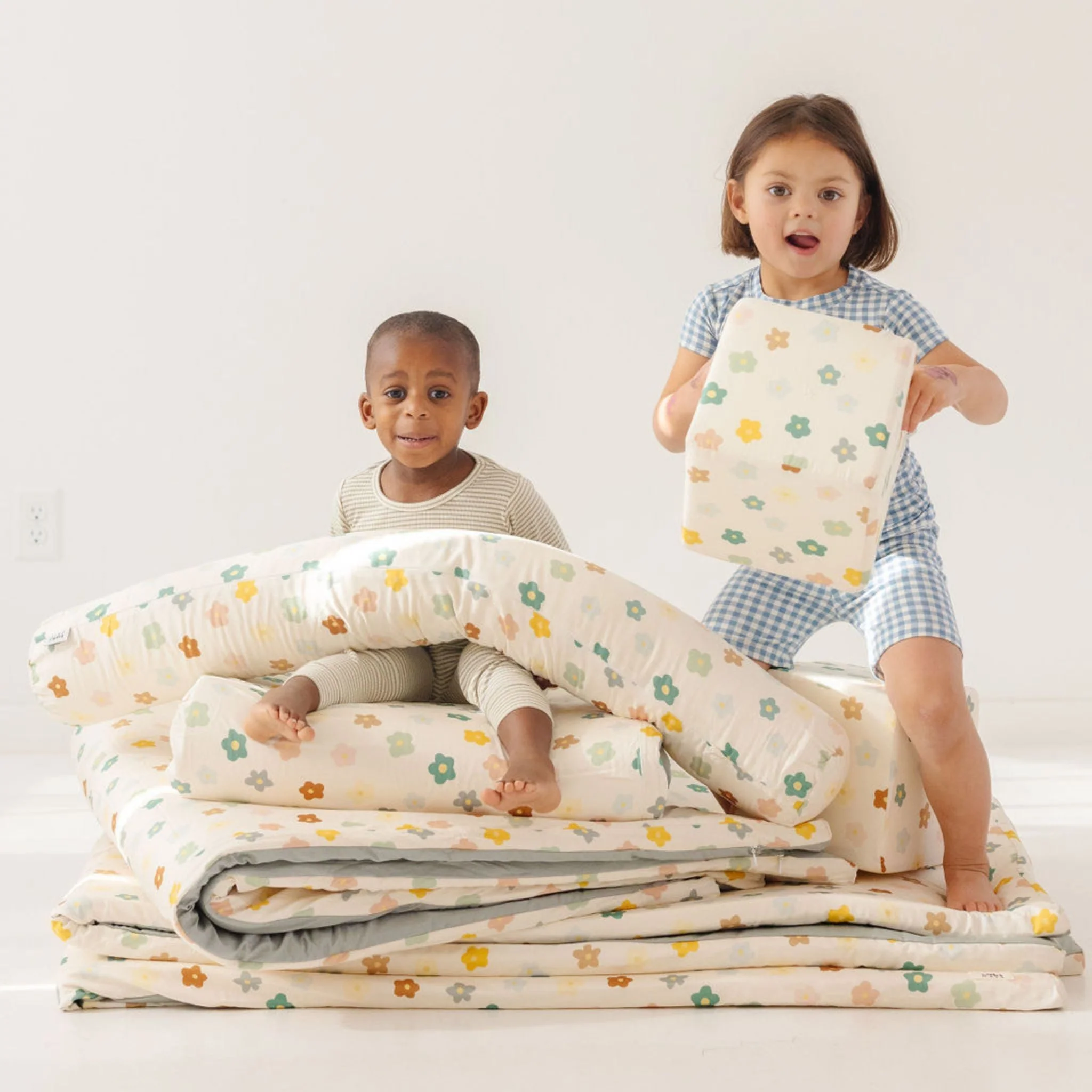 Toki Kids Playful Posies Play Cube - Image 5