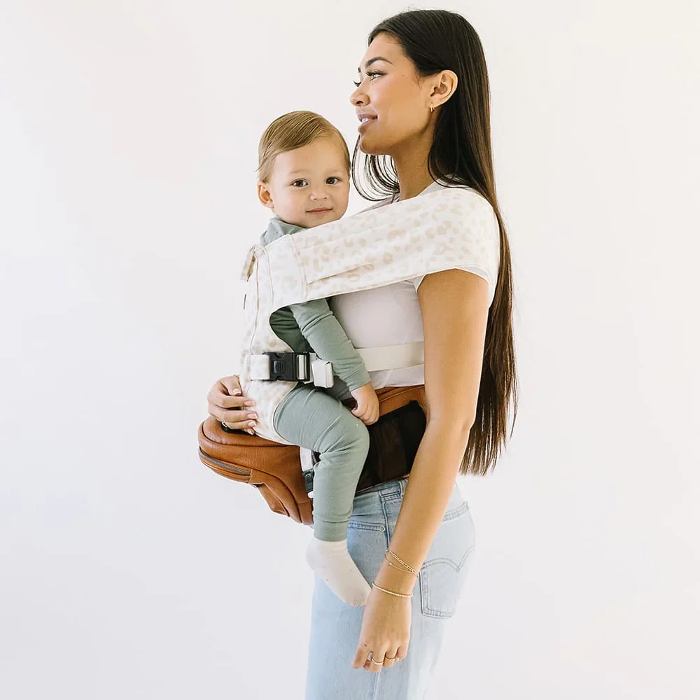 Tushbaby Hip Seat Hands-Free Attachment - Image 23